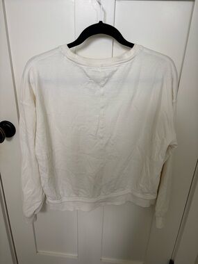 Athleta Women's Cream Long-Sleeve Pullover Top